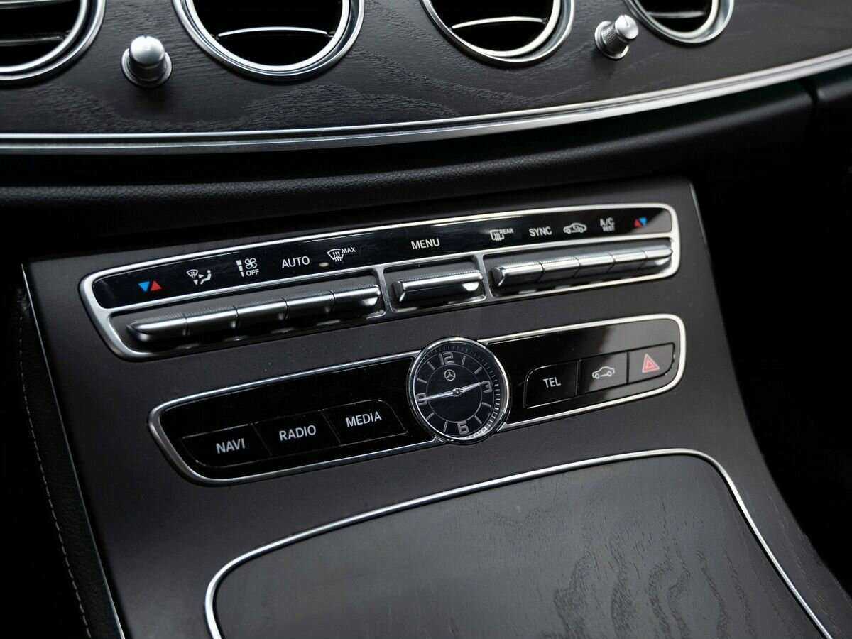 Mercedes-Benz E-Класс с пробегом — 2018 год. Фото: #20