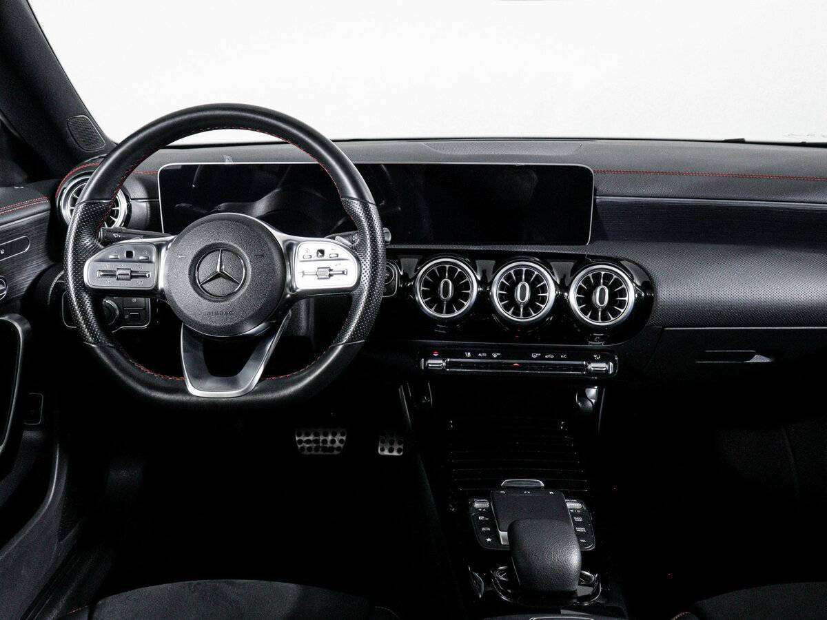 Mercedes-Benz CLA с пробегом — 2019 год. Фото: #11