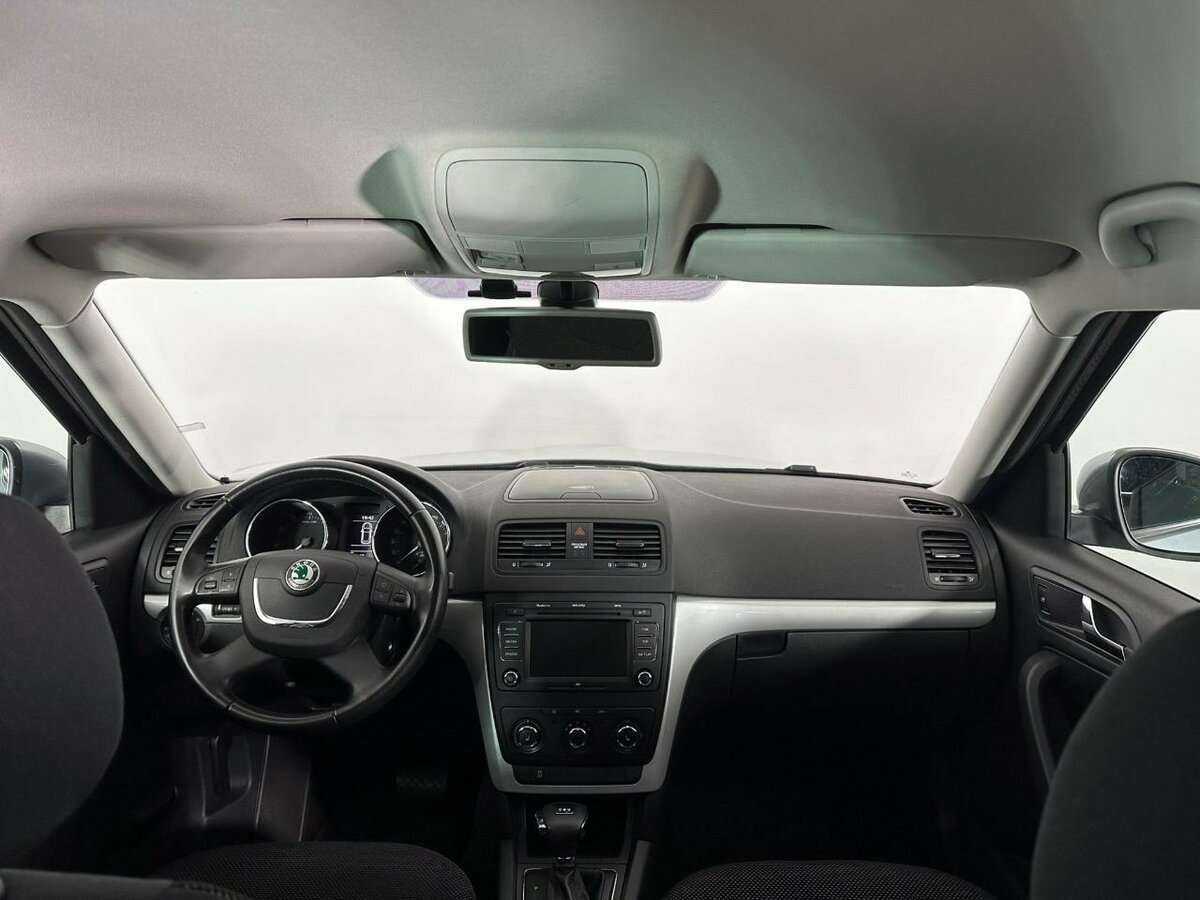 Skoda Yeti с пробегом — 2012 год. Фото: #6
