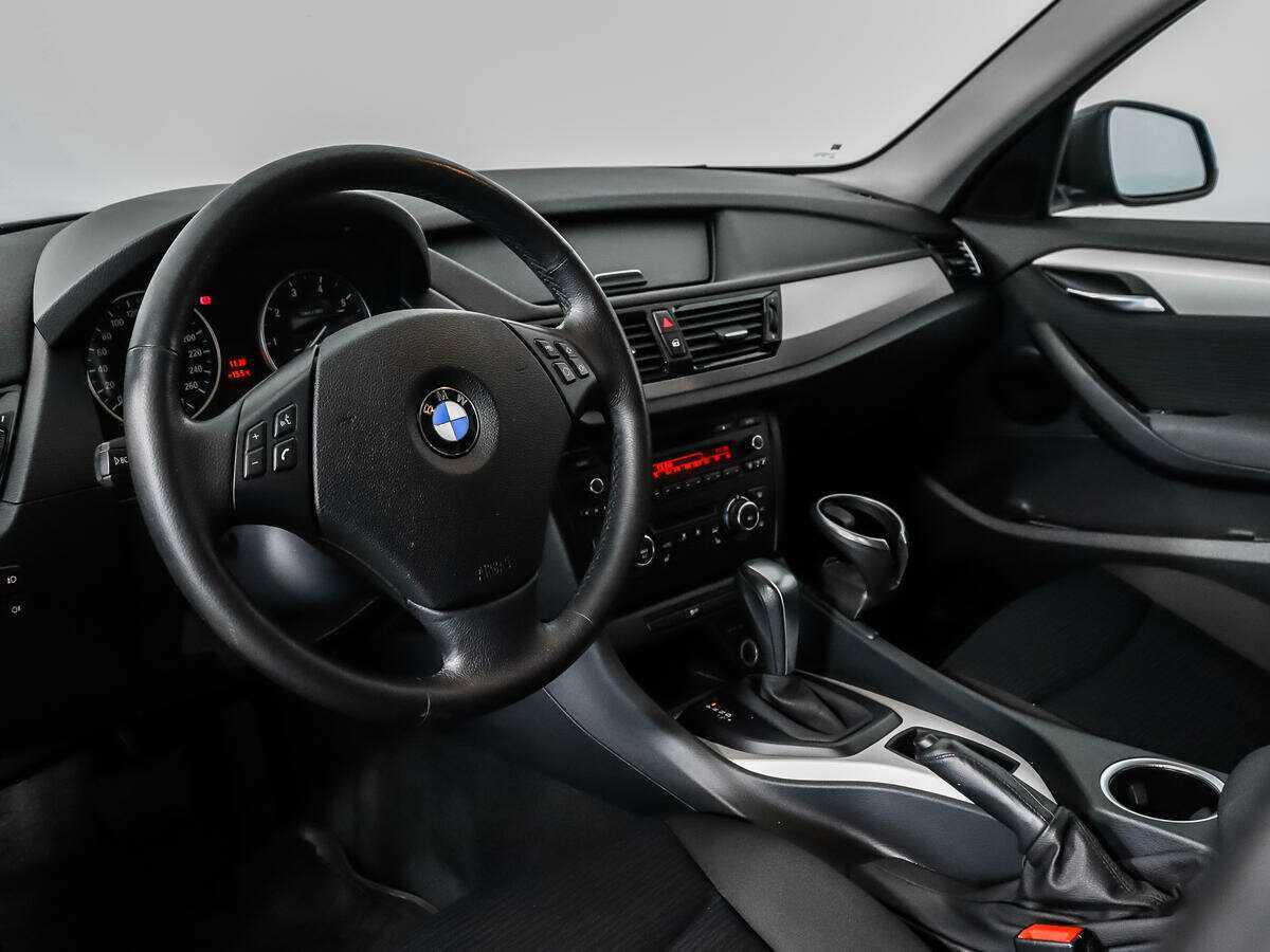 BMW X1 с пробегом — 2014 год. Фото: #8