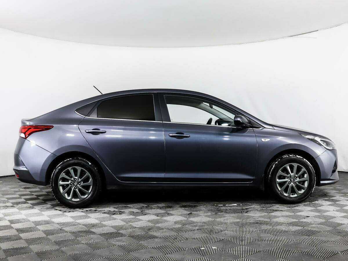 Hyundai Solaris с пробегом — 2021 год. Фото: #3