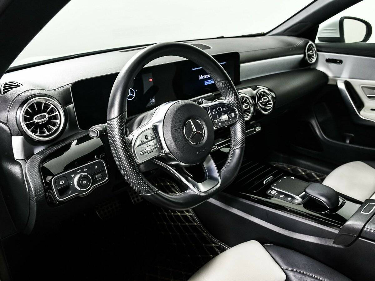 Mercedes-Benz CLA с пробегом — 2020 год. Фото: #12