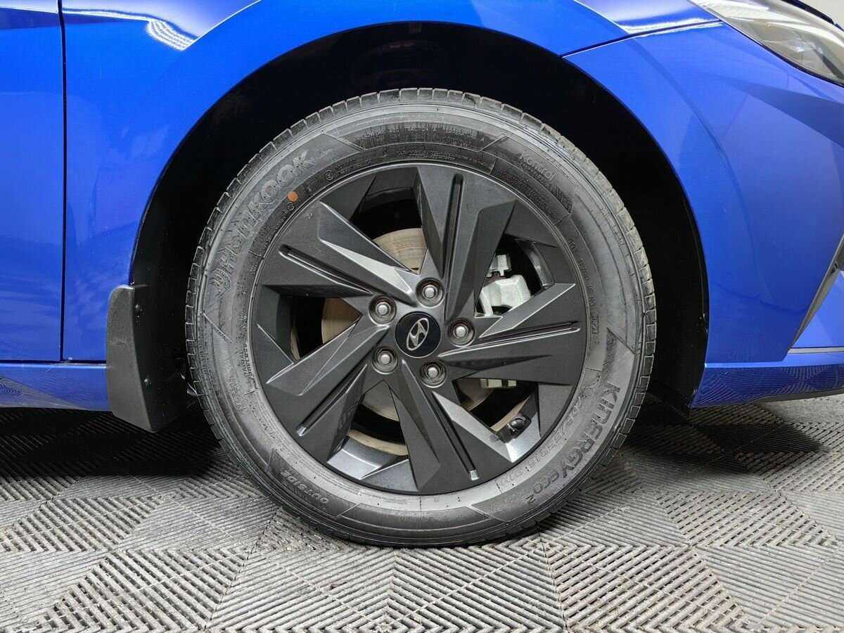 Hyundai Elantra с пробегом — 2022 год. Фото: #15