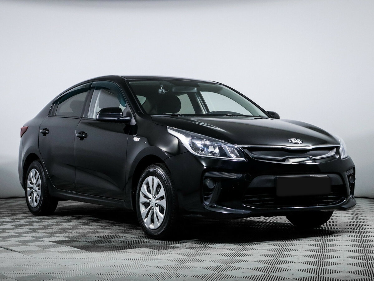 Kia Rio с пробегом — 2017 год. Фото: #2