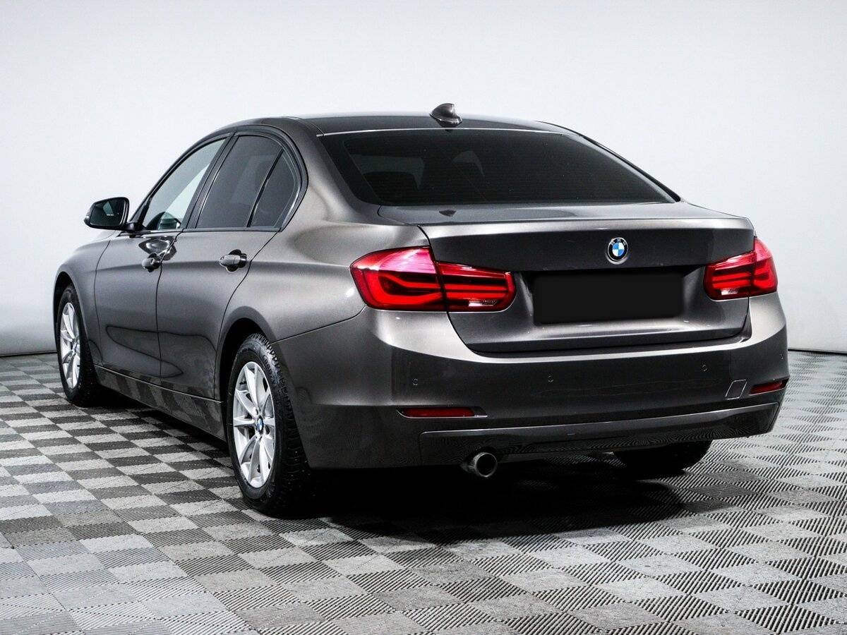 BMW 3 серии с пробегом — 2014 год. Фото: #6