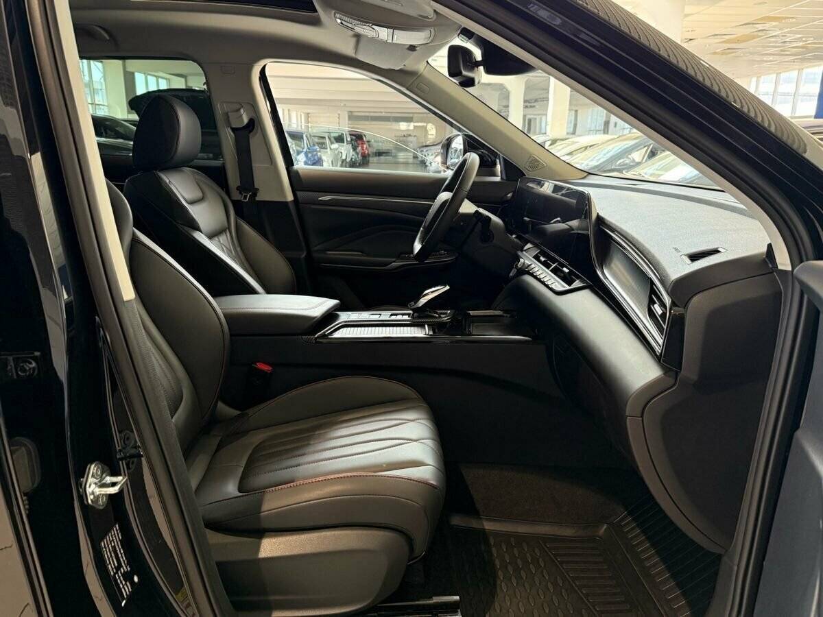 FAW Bestune T55 с пробегом — 2023 год. Фото: #19