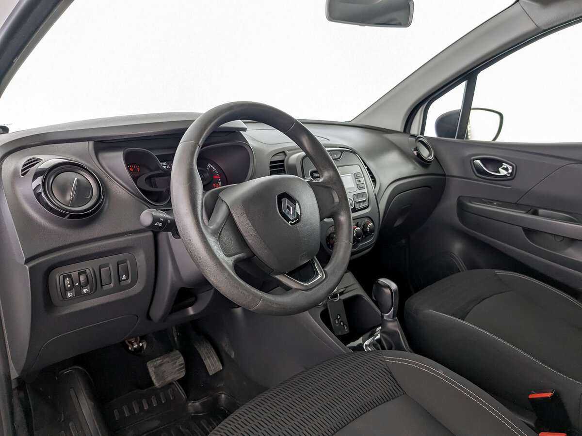 Renault Kaptur с пробегом — 2018 год. Фото: #14