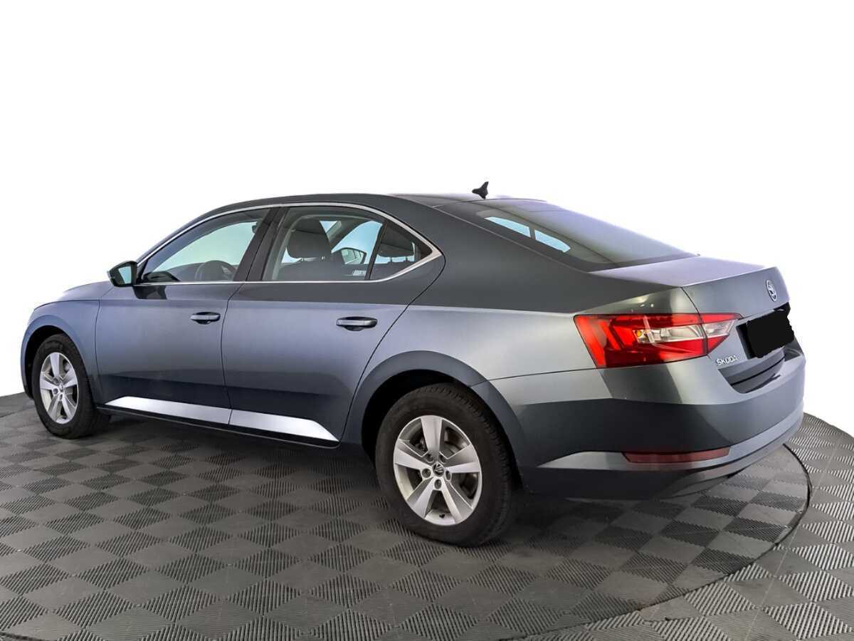 Skoda Superb с пробегом — 2018 год. Фото: #6