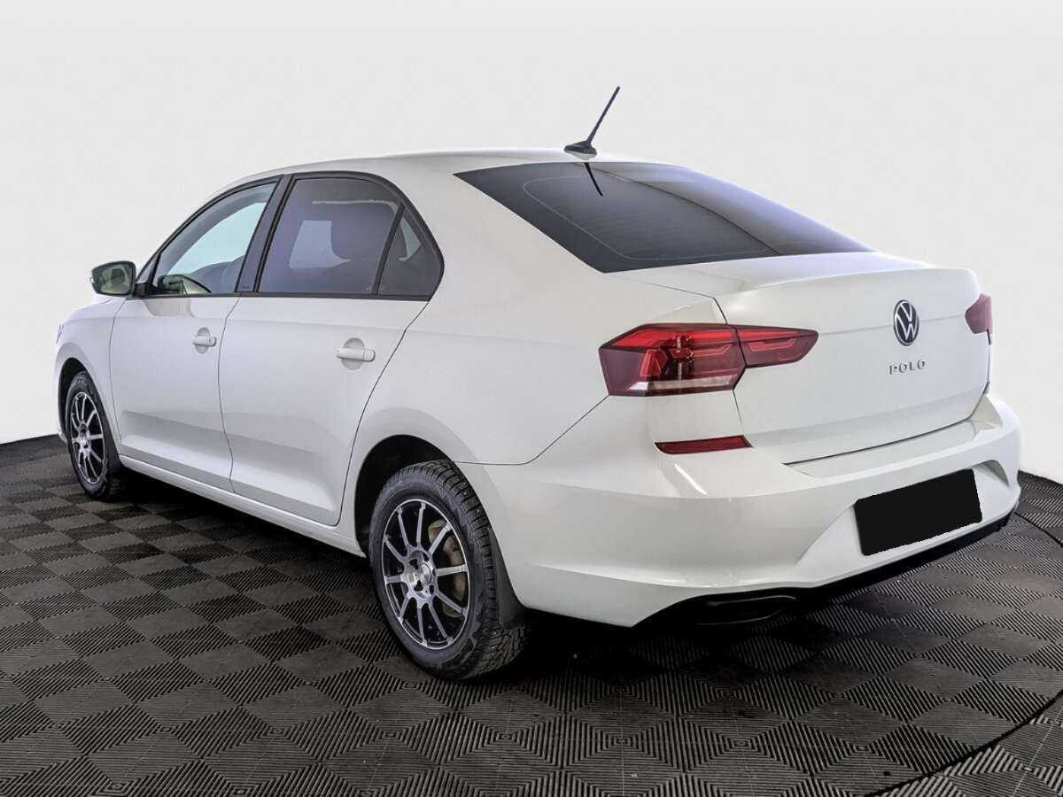 Volkswagen Polo с пробегом — 2020 год. Фото: #6
