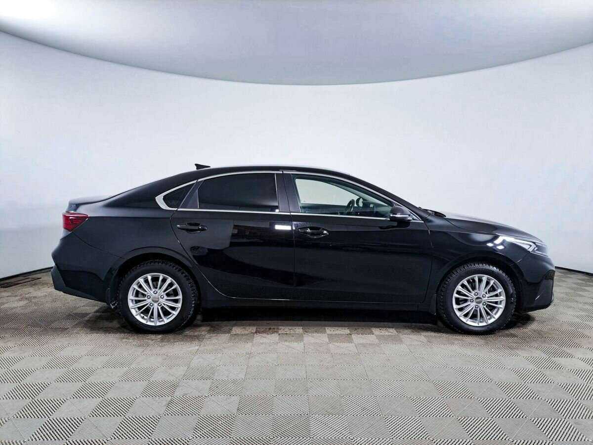 Kia Cerato с пробегом — 2021 год. Фото: #3
