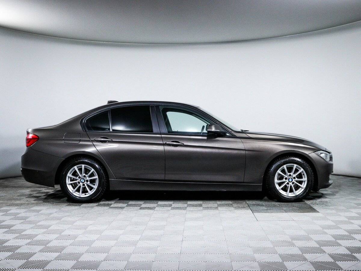 BMW 3 серии с пробегом — 2014 год. Фото: #3