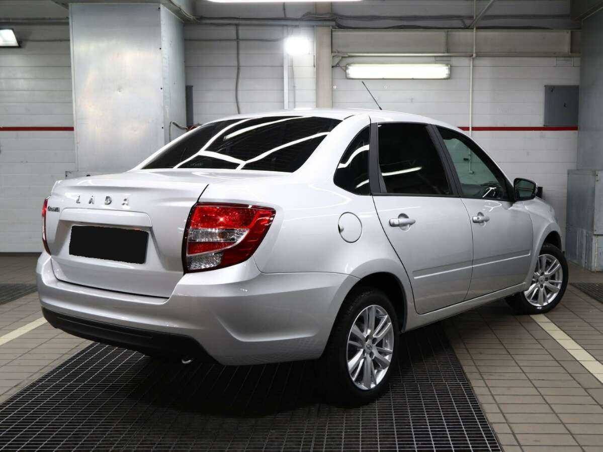 Lada (ВАЗ) Granta с пробегом — 2023 год. Фото: #3