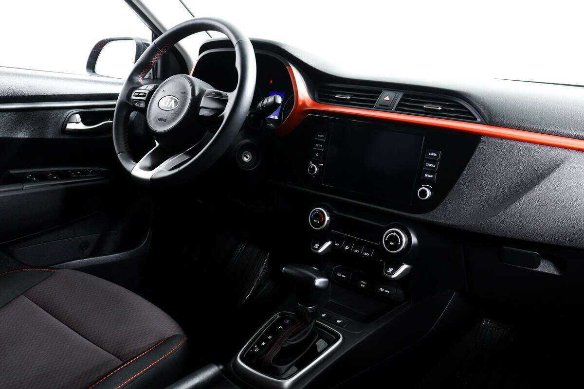 Kia Rio с пробегом — 2020 год. Фото: #8