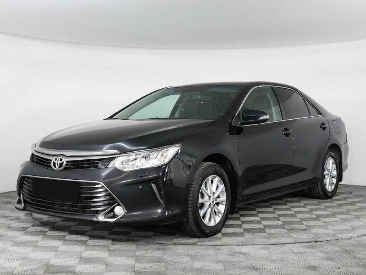 Toyota Camry с пробегом — 2016 год. Фото: #0