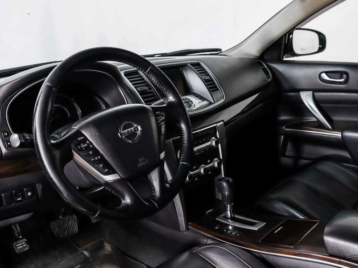 Nissan Teana с пробегом — 2012 год. Фото: #8
