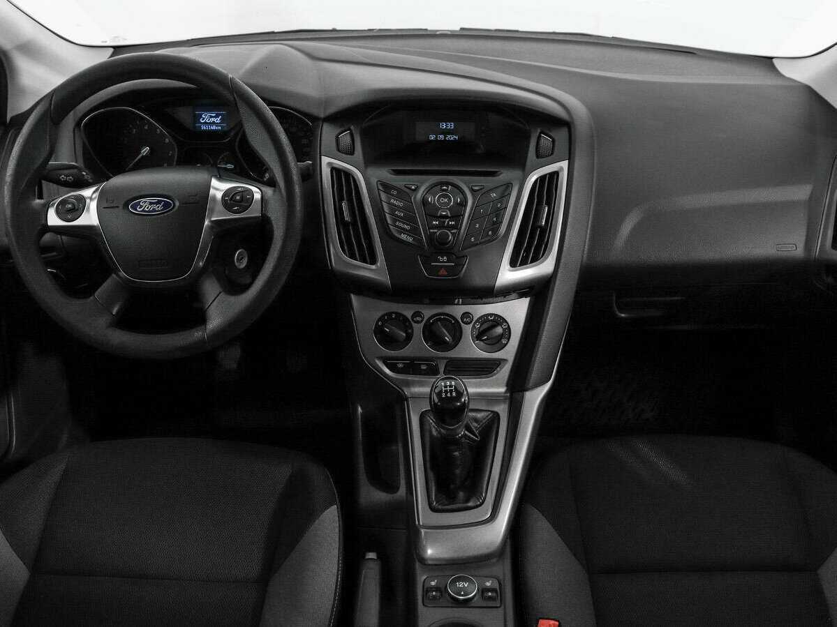 Ford Focus с пробегом — 2013 год. Фото: #12
