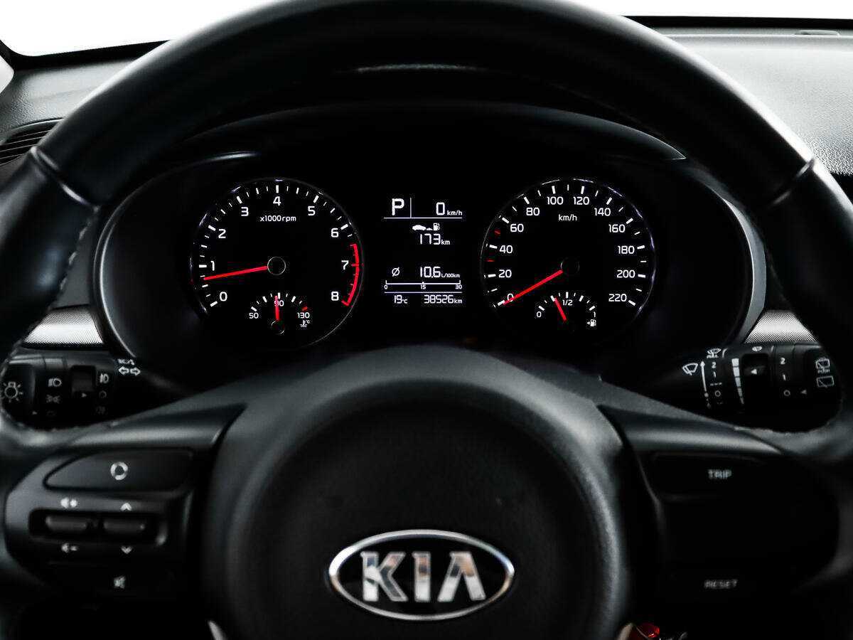 Kia Rio с пробегом — 2018 год. Фото: #14