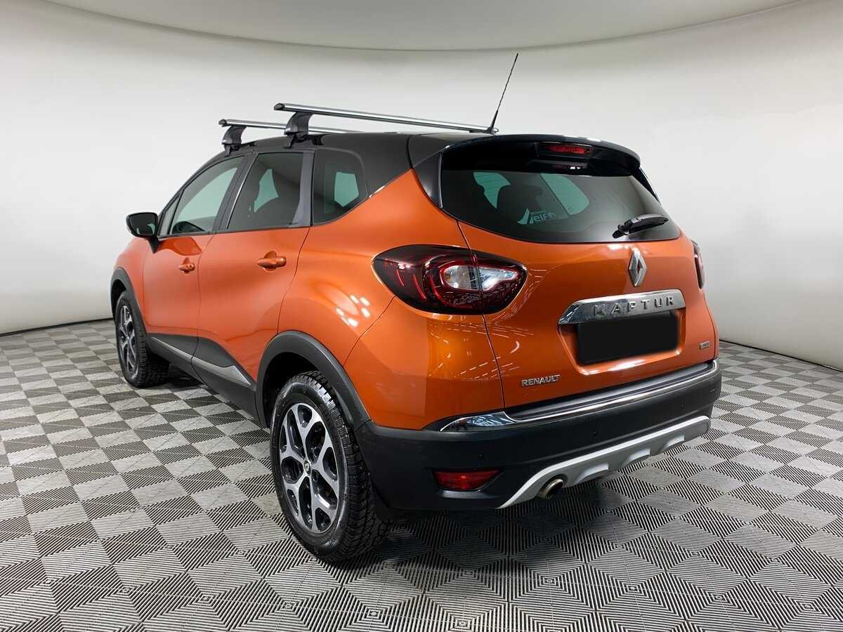 Renault Kaptur с пробегом — 2016 год. Фото: #6