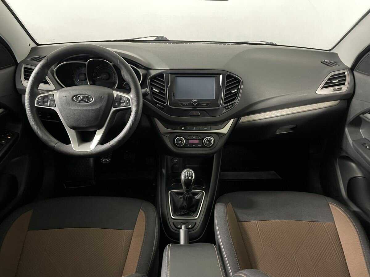 Lada (ВАЗ) Vesta с пробегом — 2018 год. Фото: #6