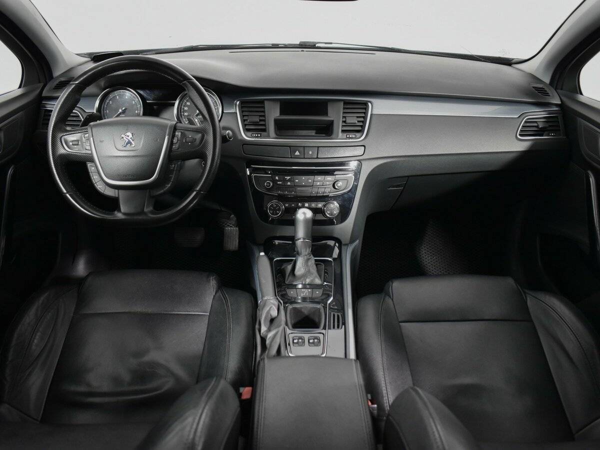 Peugeot 508 с пробегом — 2013 год. Фото: #10