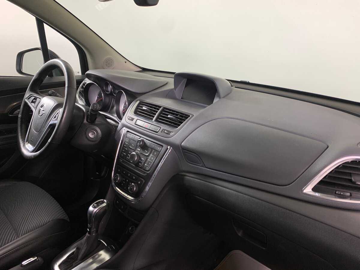 Opel Mokka с пробегом — 2014 год. Фото: #12