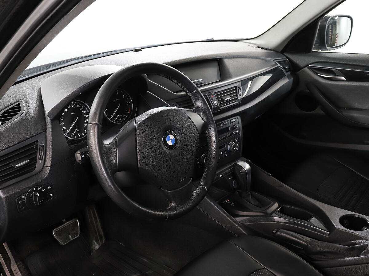 BMW X1 с пробегом — 2012 год. Фото: #12