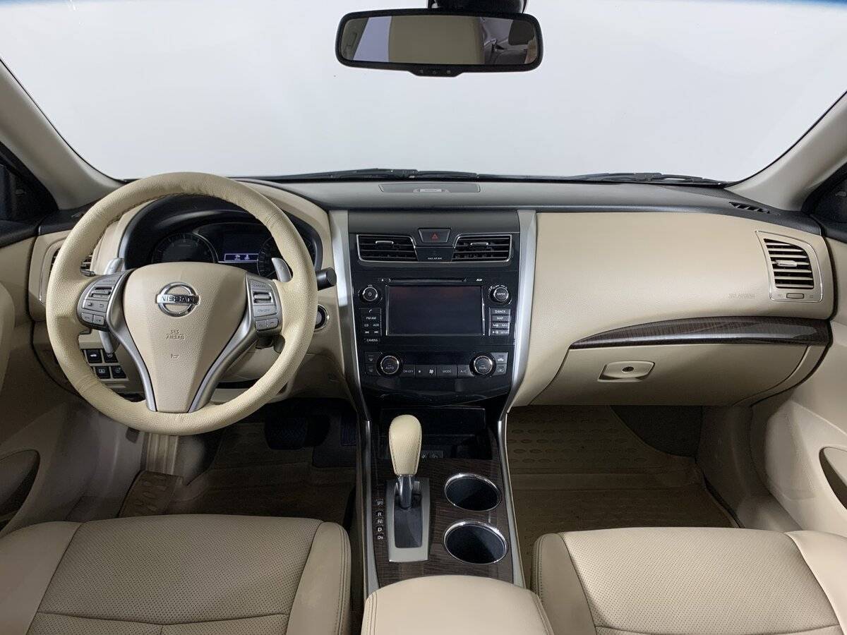 Nissan Teana с пробегом — 2014 год. Фото: #12