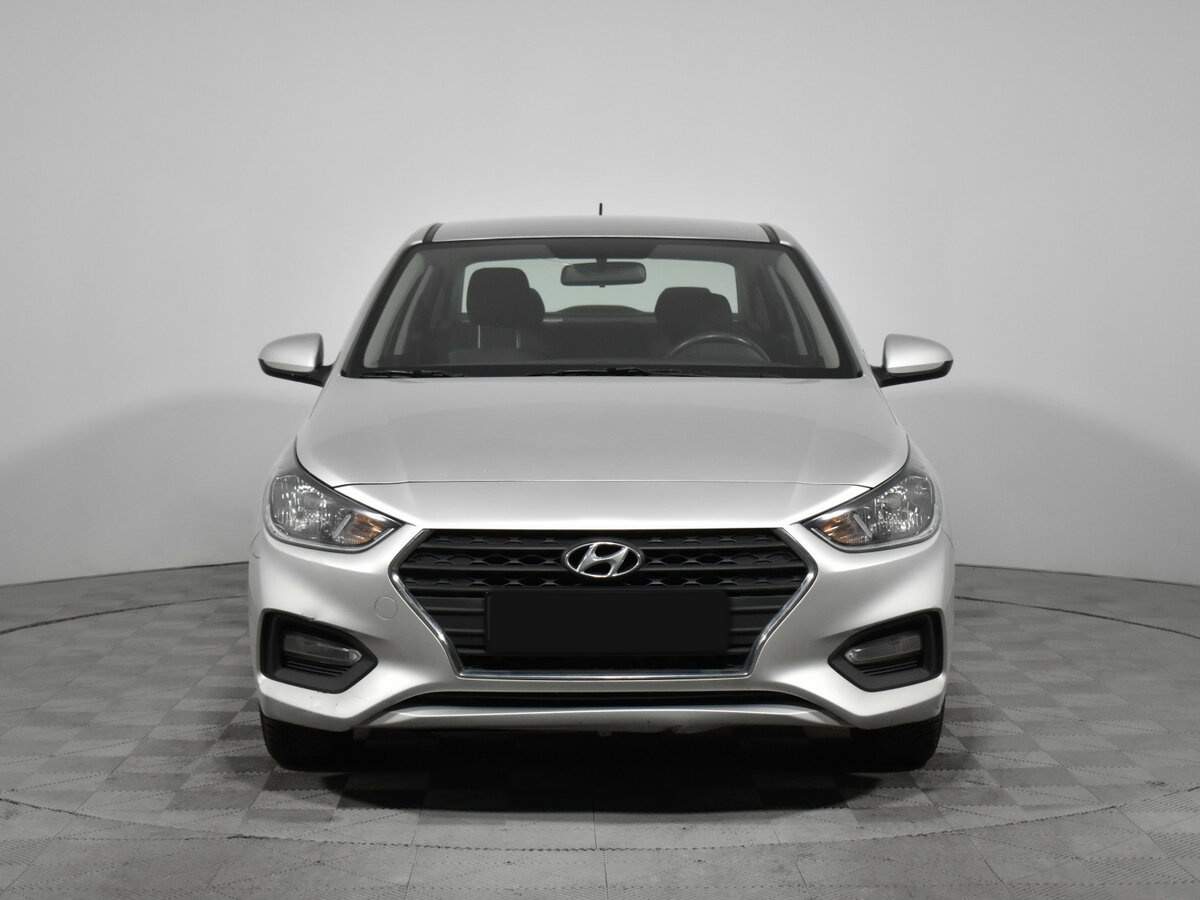 Hyundai Solaris с пробегом — 2017 год. Фото: #1