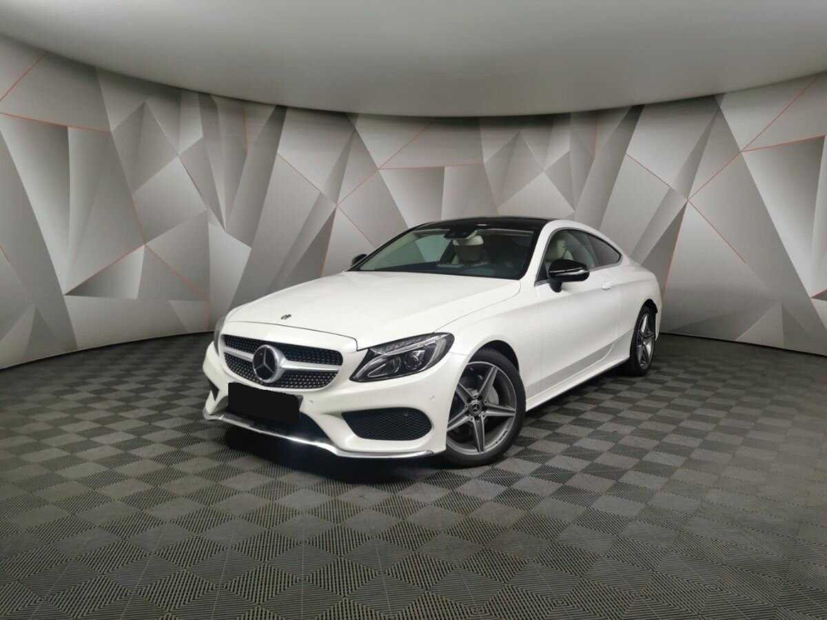 Mercedes-Benz C-Класс с пробегом — 2015 год. Посмотреть фото
