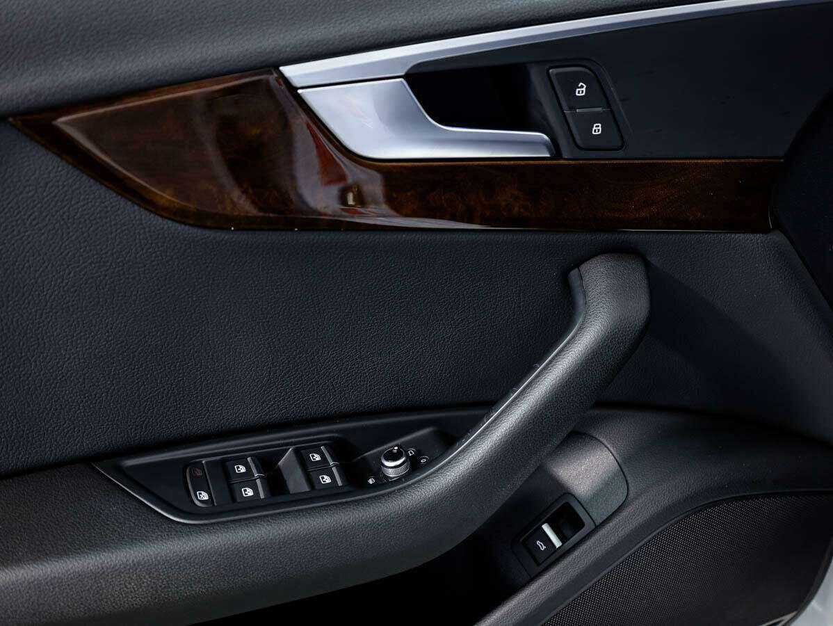 Audi A4 с пробегом — 2015 год. Фото: #15