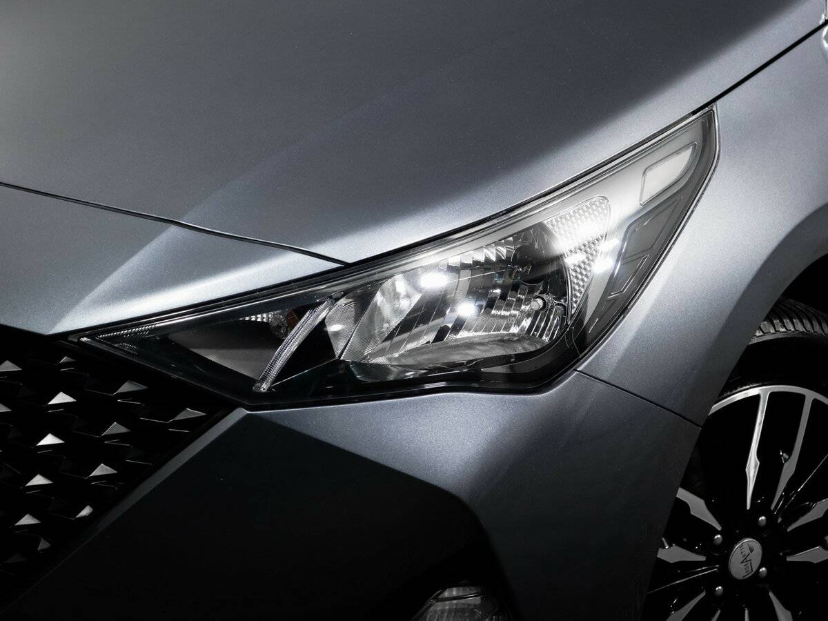 Hyundai Solaris с пробегом — 2020 год. Фото: #11