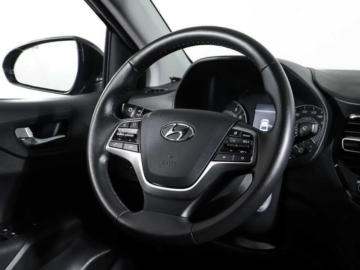 Hyundai Solaris с пробегом — 2020 год. Фото: #14