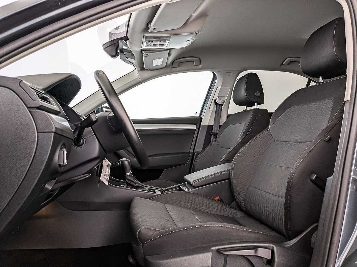 Skoda Superb с пробегом — 2019 год. Фото: #19