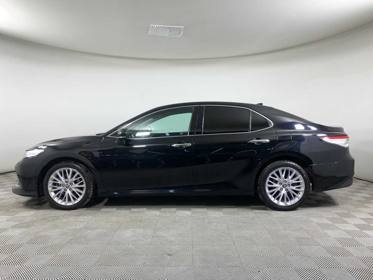 Toyota Camry с пробегом — 2020 год. Фото: #7