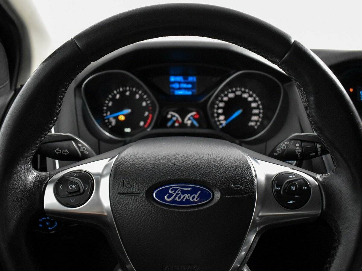 Ford Focus с пробегом — 2013 год. Фото: #17