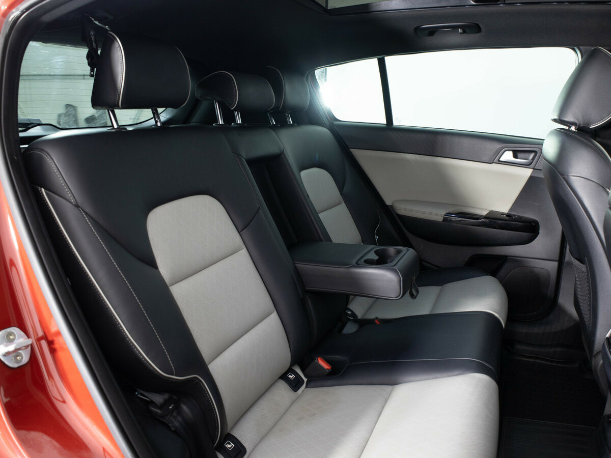 Kia Sportage с пробегом — 2016 год. Фото: #17