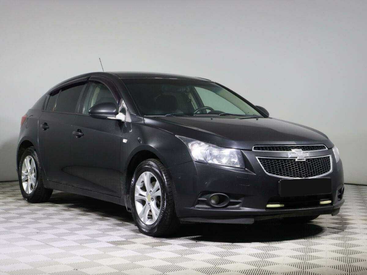 Chevrolet Cruze с пробегом — 2012 год. Фото: #2