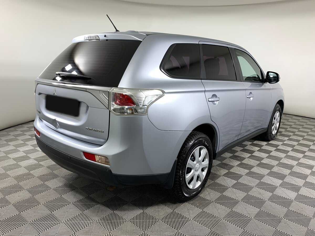 Mitsubishi Outlander с пробегом — 2013 год. Фото: #4