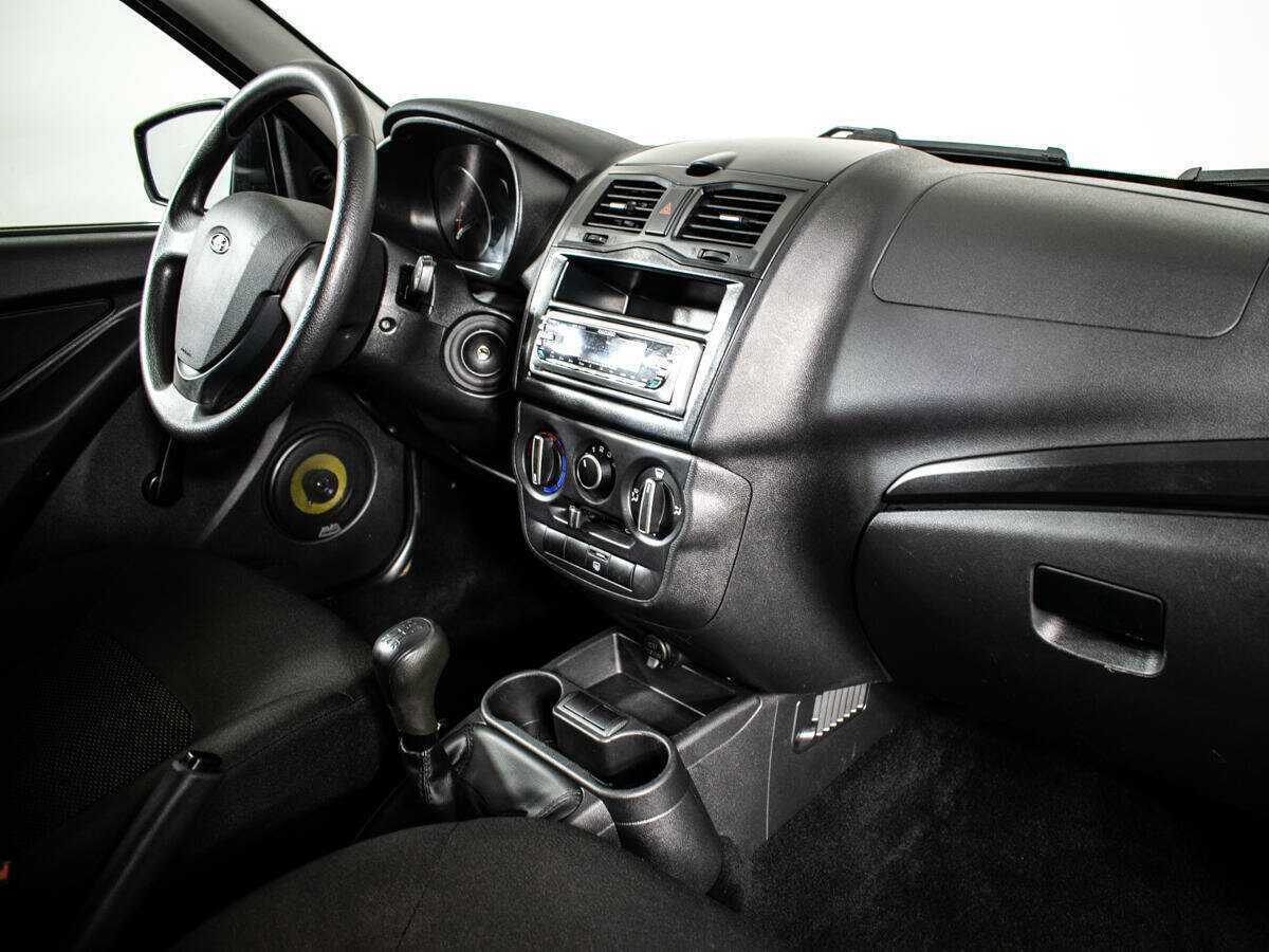 Lada (ВАЗ) Granta с пробегом — 2019 год. Фото: #6