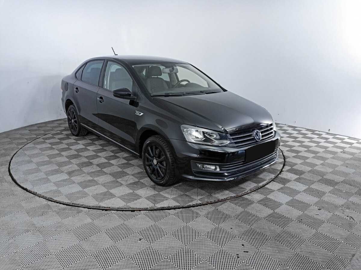 Volkswagen Polo с пробегом — 2018 год. Фото: #2