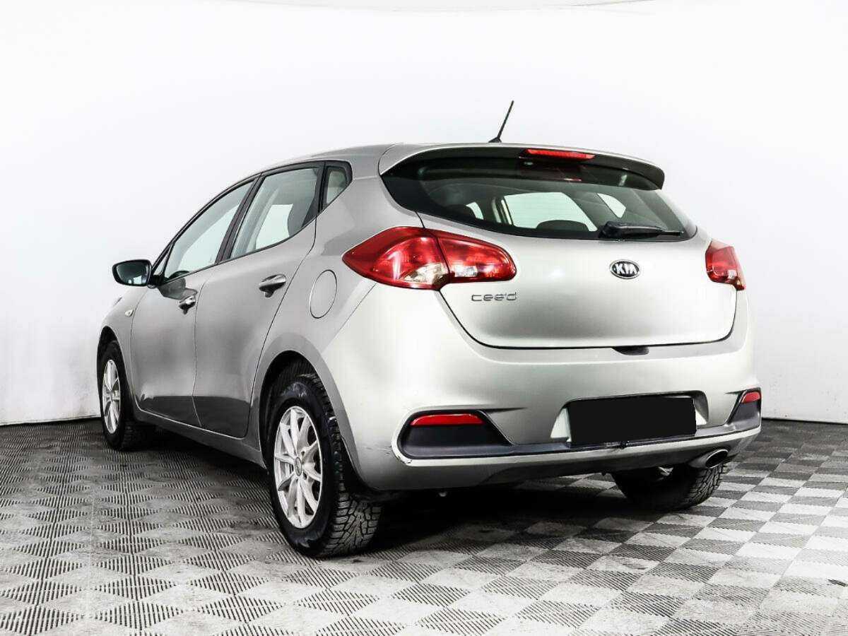 Kia Ceed с пробегом — 2013 год. Фото: #5