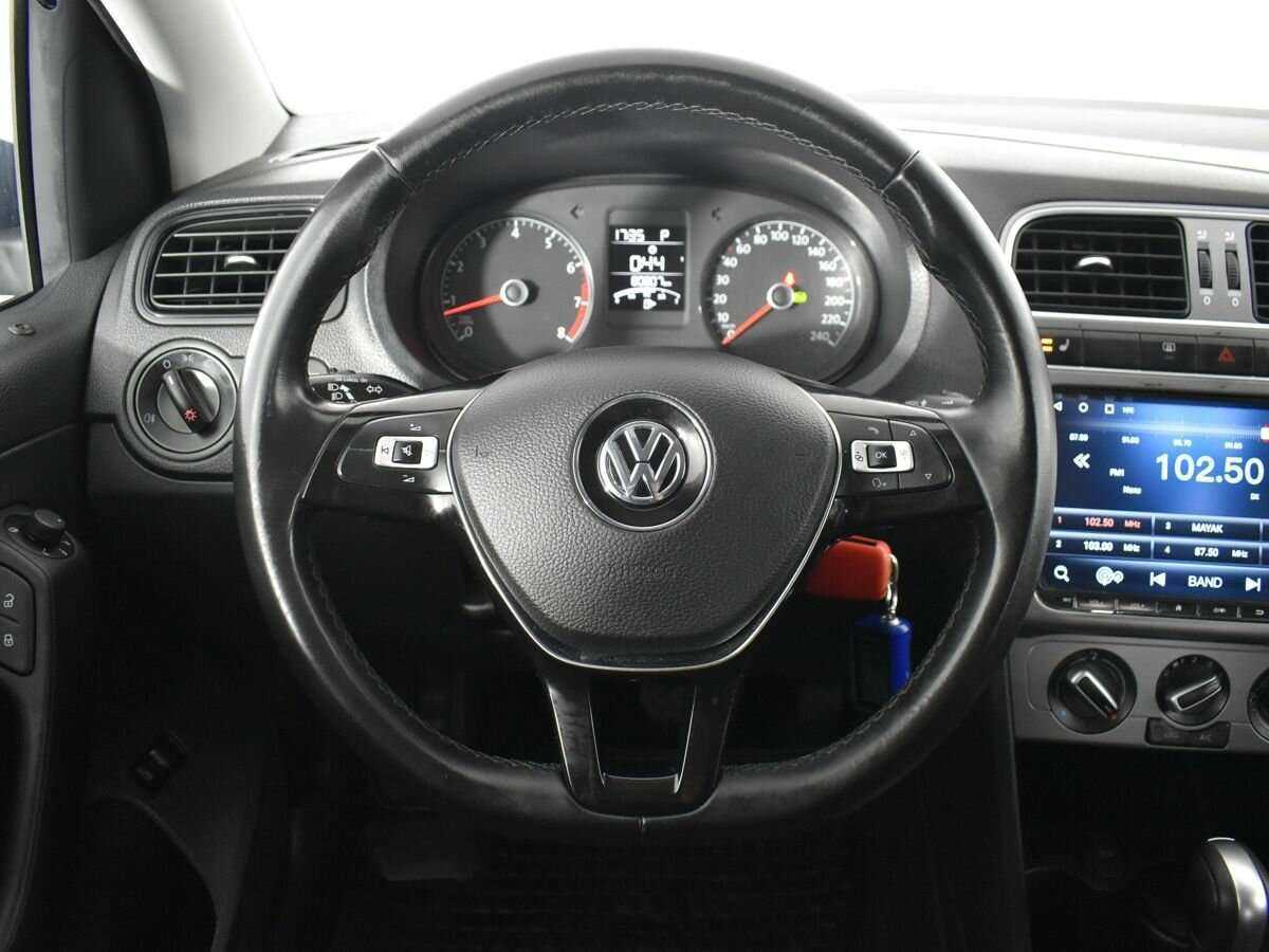 Volkswagen Polo с пробегом — 2020 год. Фото: #9
