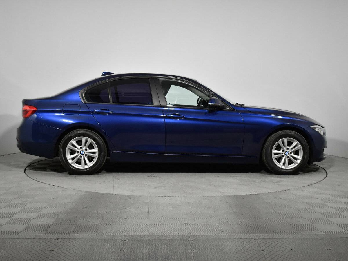 BMW 3 серии с пробегом — 2015 год. Фото: #3