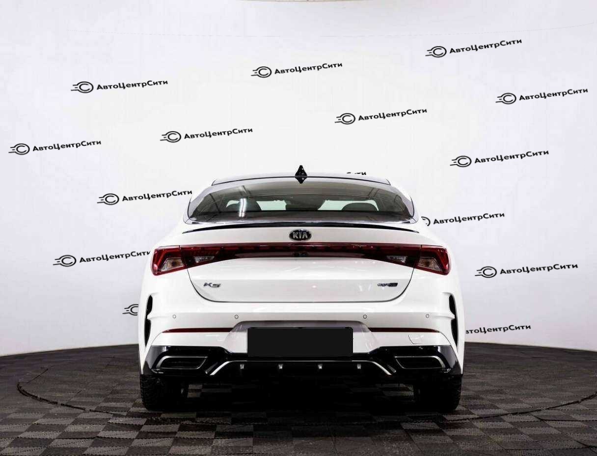 Kia K5 с пробегом — 2021 год. Фото: #4
