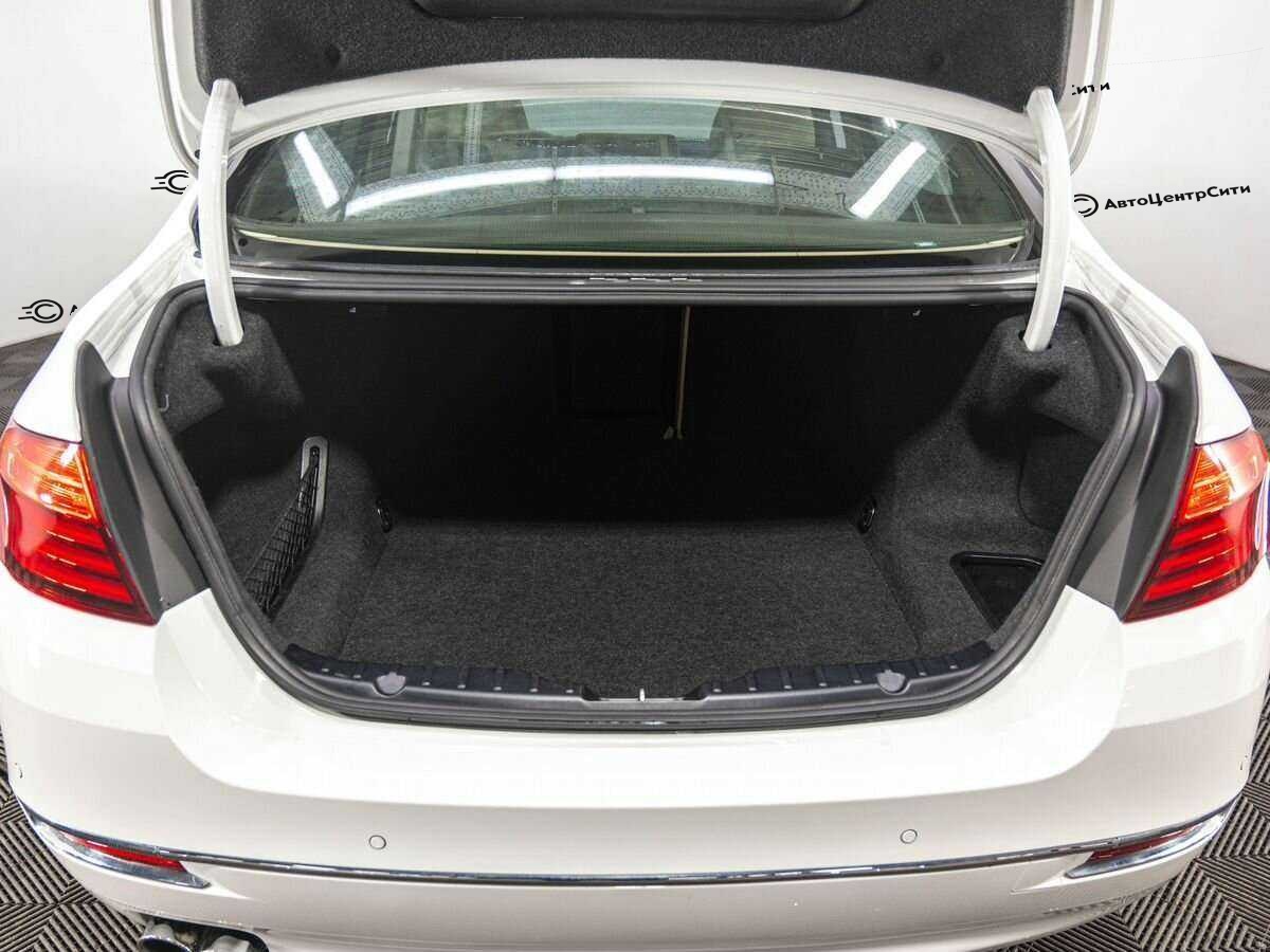 BMW 5 серии с пробегом — 2015 год. Фото: #28