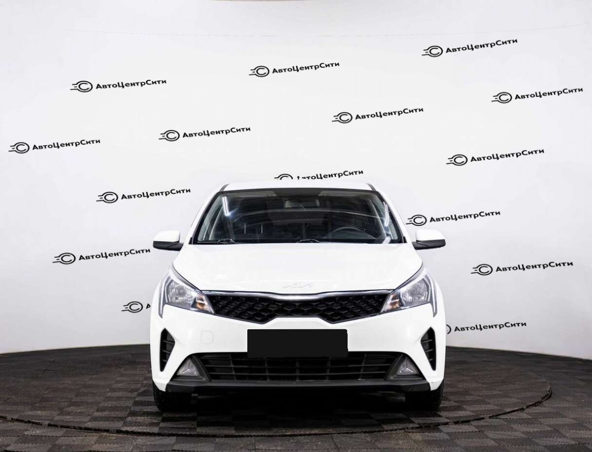 Kia Rio с пробегом — 2022 год. Фото: #1