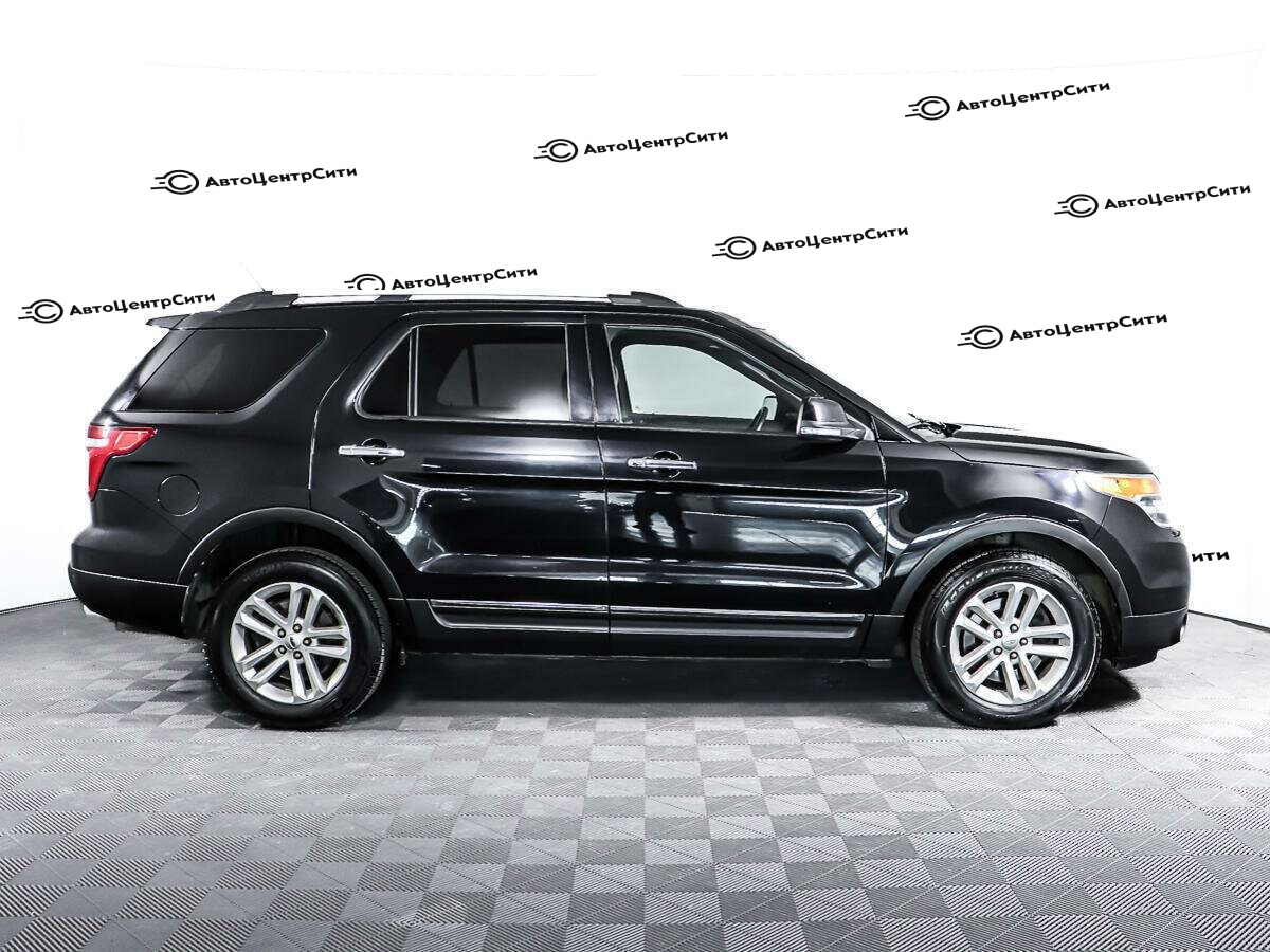 Ford Explorer с пробегом — 2014 год. Фото: #3