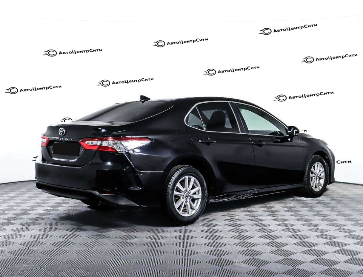 Toyota Camry с пробегом — 2020 год. Фото: #4