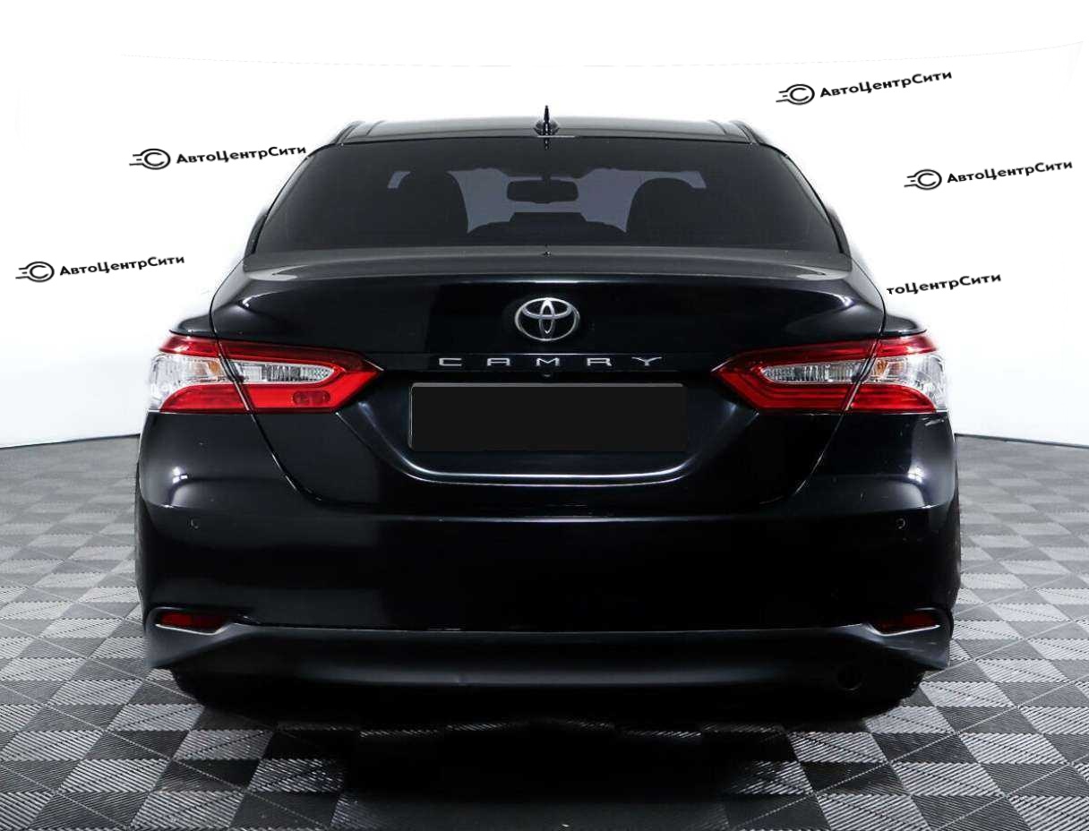 Toyota Camry с пробегом — 2020 год. Фото: #5