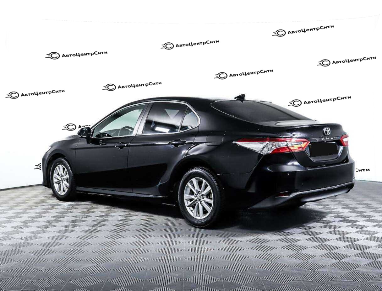 Toyota Camry с пробегом — 2020 год. Фото: #6